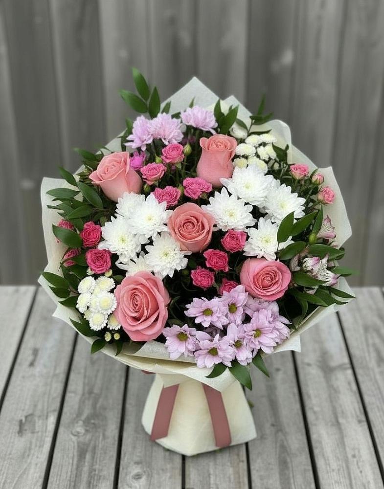 Букет цветов из: Альстромерии, Гвоздики, Розы и Хризантемы в Воробьево