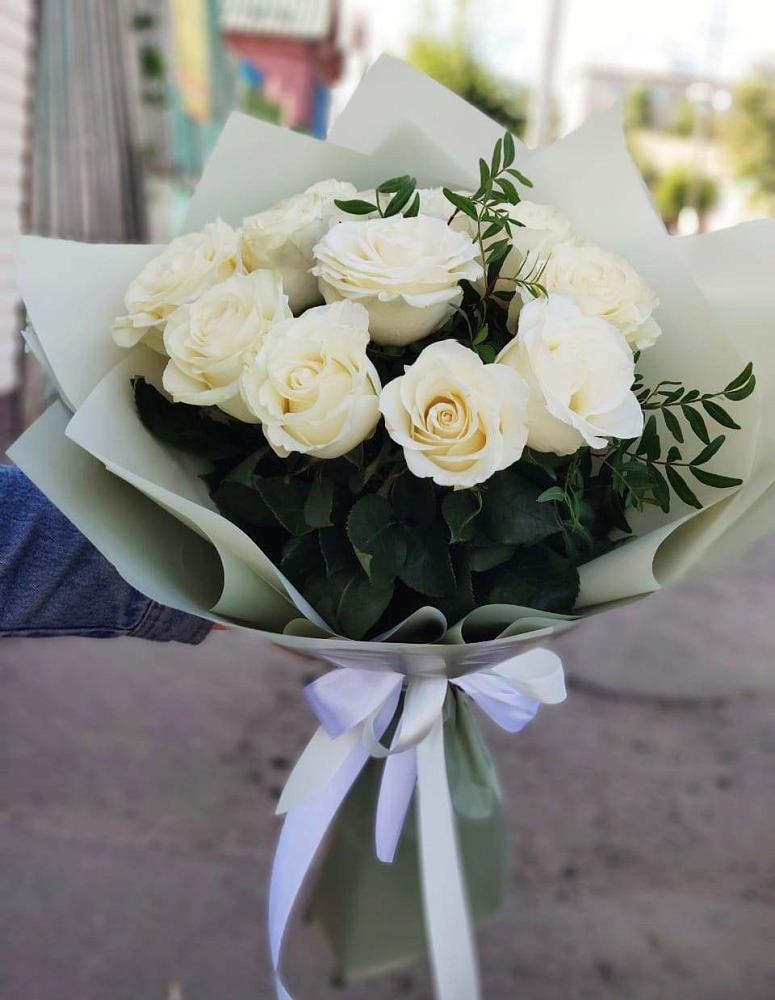 Букет Белые розы Проуд в Воробьево