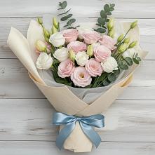 Букет цветов из:  Лизиантусы в Воробьево