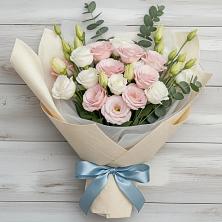 Букет цветов из:  Лизиантусы в Воробьево