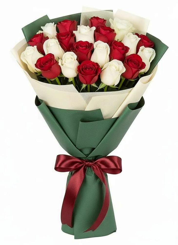 Букет Микс из красных и белых роз в Воробьево