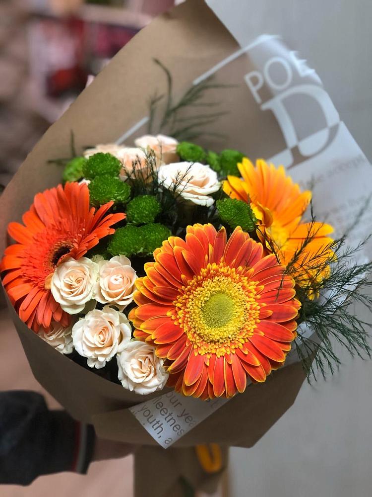Букет цветов из: Герберы, Хризантемы и Розы в Воробьево